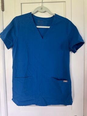 Figs Women's scrub top